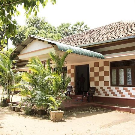 Neem Beach House 亭可马里 外观 照片