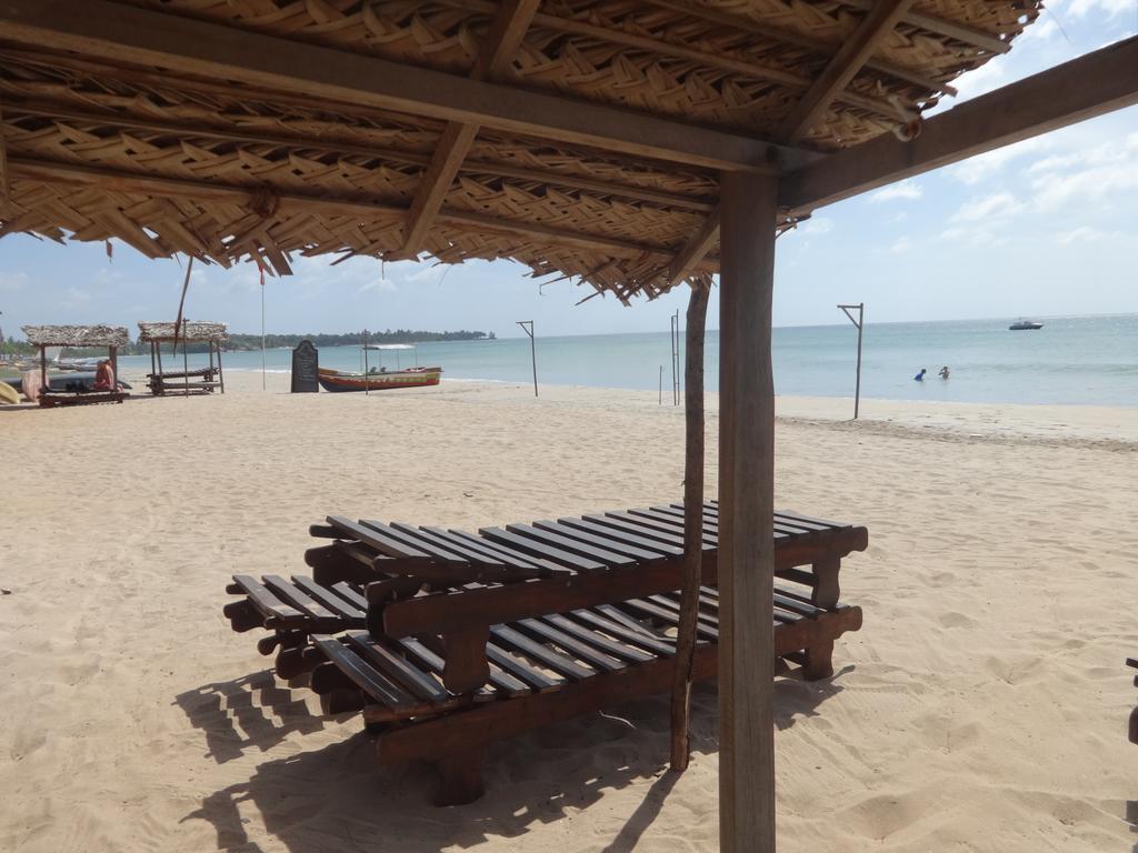 Neem Beach House 亭可马里 外观 照片