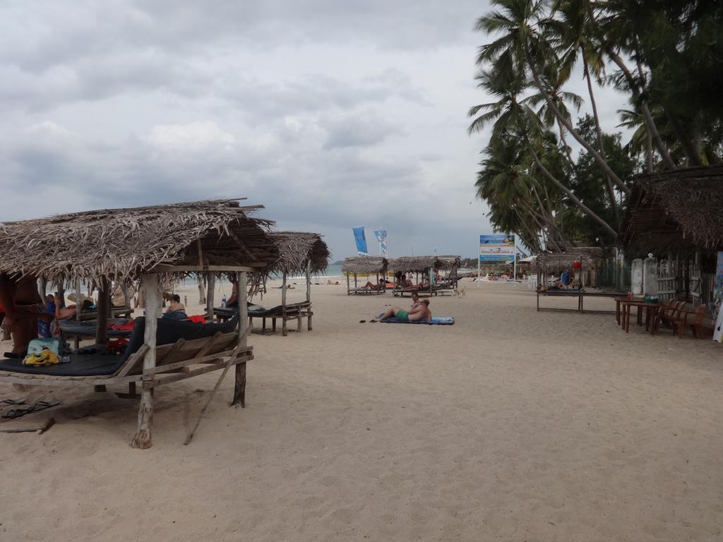 Neem Beach House 亭可马里 外观 照片