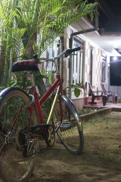 Neem Beach House 亭可马里 外观 照片