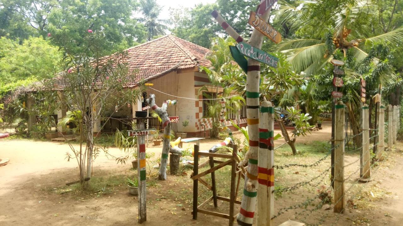 Neem Beach House 亭可马里 外观 照片